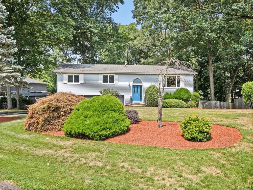 32 Balmoral Drive, Spring Valley, New York image 2