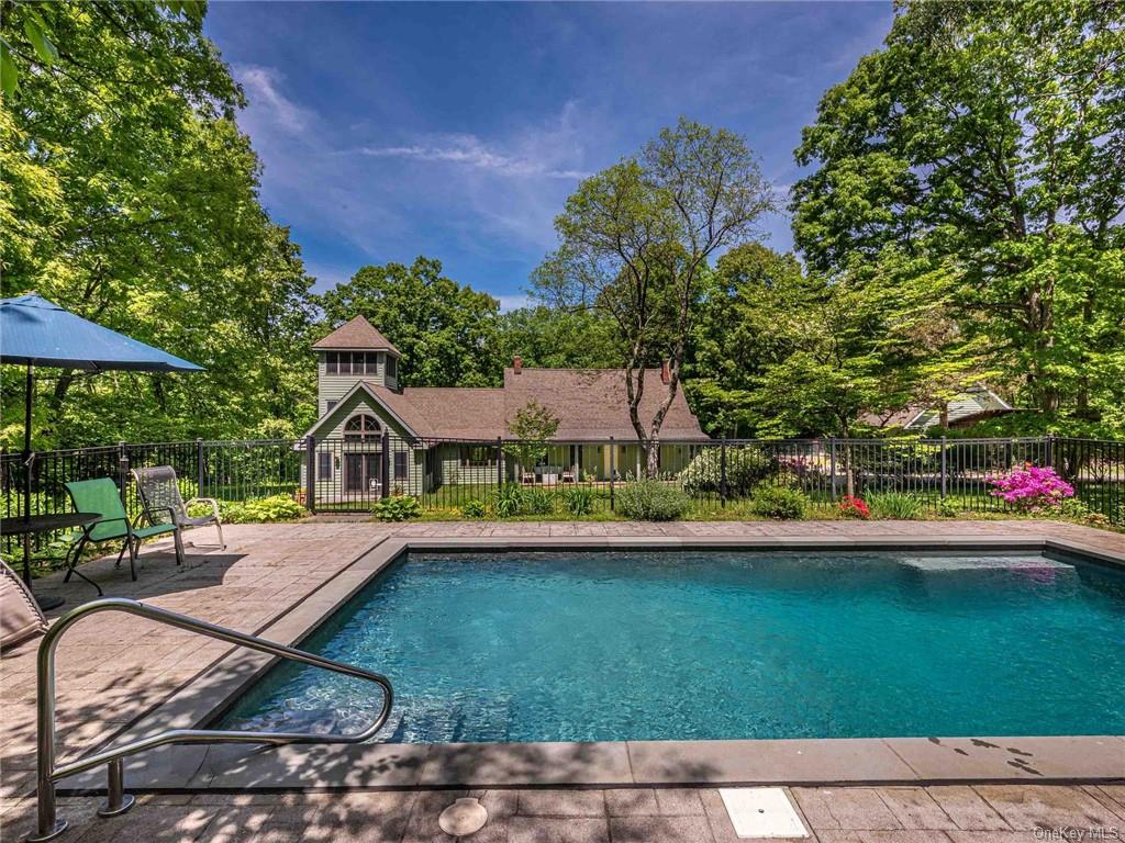 Property for Sale at 74 Hilltop Road, Rhinebeck, New York - Bedrooms: 3 
Bathrooms: 4 
Rooms: 5  - $1,690,000
