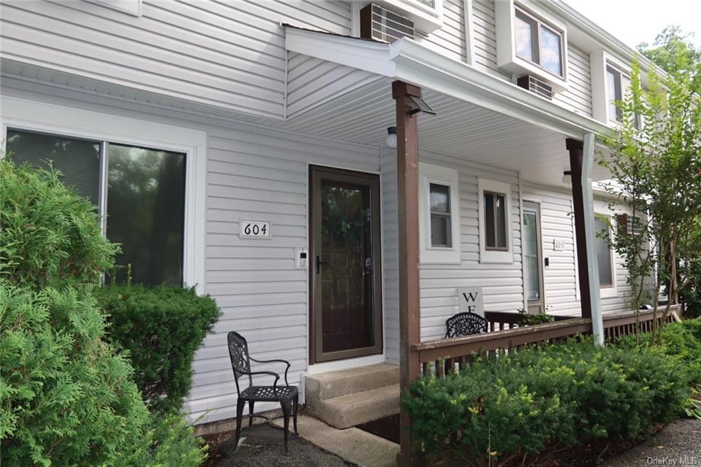 View Monroe, NY 10950 condo