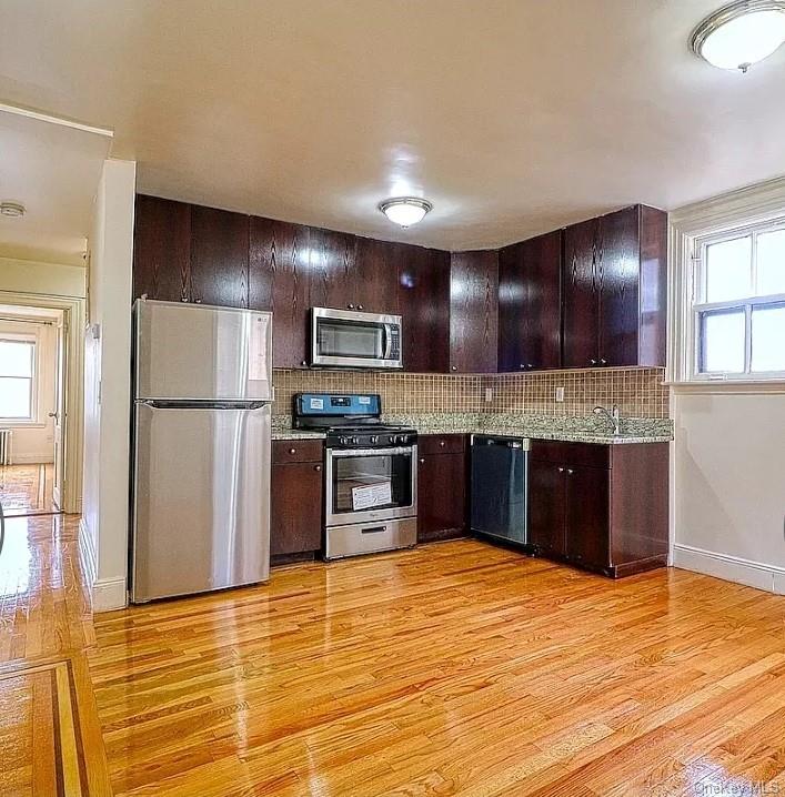 Rental Property at 3461 Irwin Avenue 2, Bronx, New York - Bedrooms: 3 
Bathrooms: 1 
Rooms: 4  - $3,250 MO.