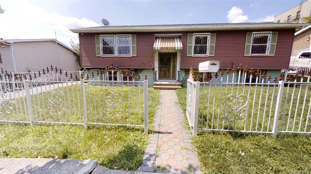 Photo 1 of 17 of 1565 Charlotte Street house