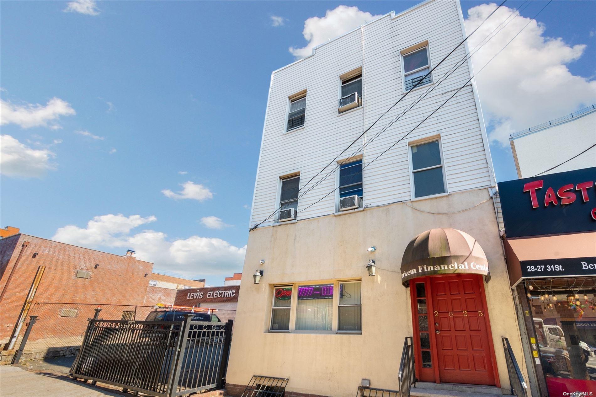 28-25 31st Street