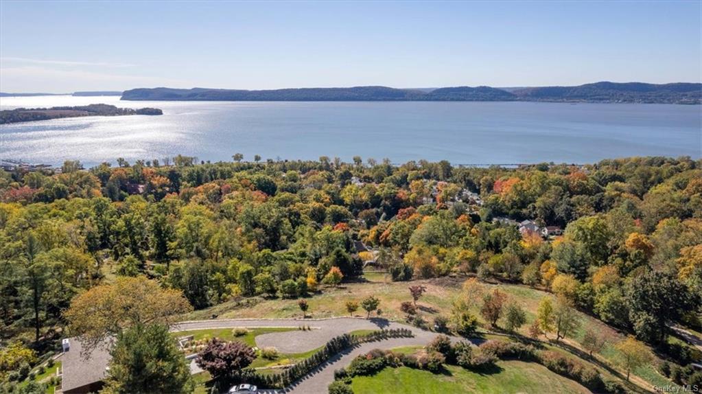 13 Finney Farm Road, Croton-On-Hudson, New York -  - 