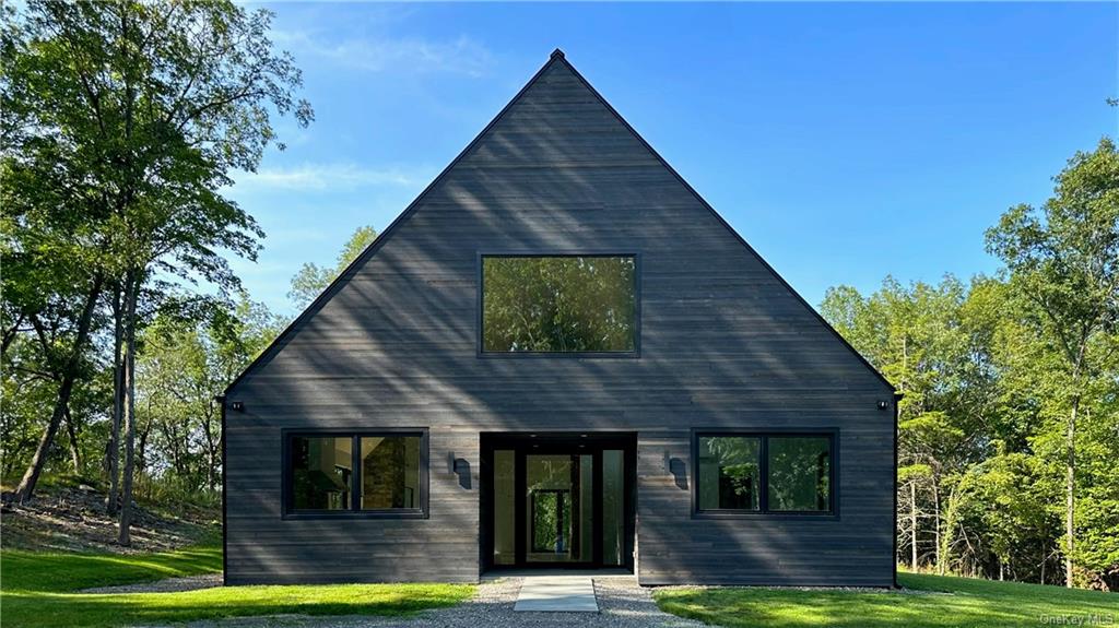 Property for Sale at 94 Brooklyn Road, Rhinebeck, New York - Bedrooms: 3 
Bathrooms: 3 
Rooms: 6  - $1,875,000
