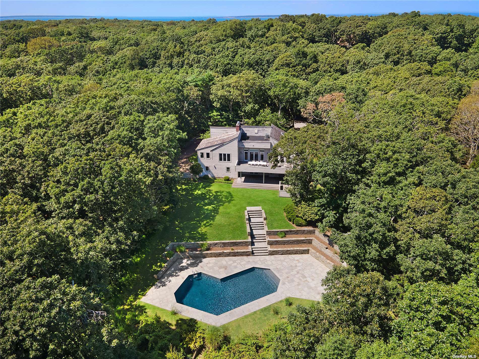 63 Dogwood Street, Montauk, New York image 17