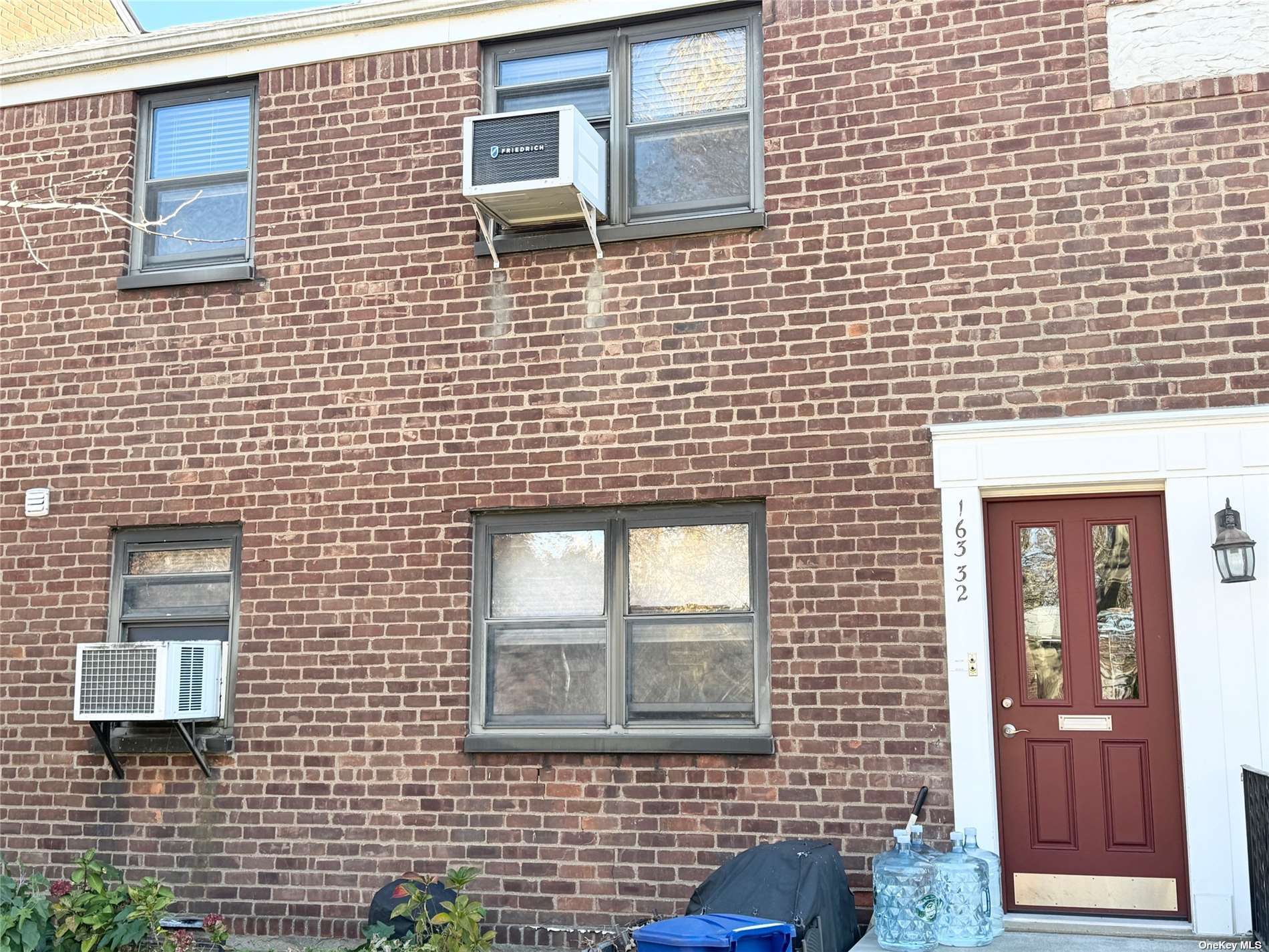 Willets Point Bl Blvd 4-251, Whitestone, Queens, NY - 2 Bedrooms  
1 Bathrooms  
5 Rooms - 