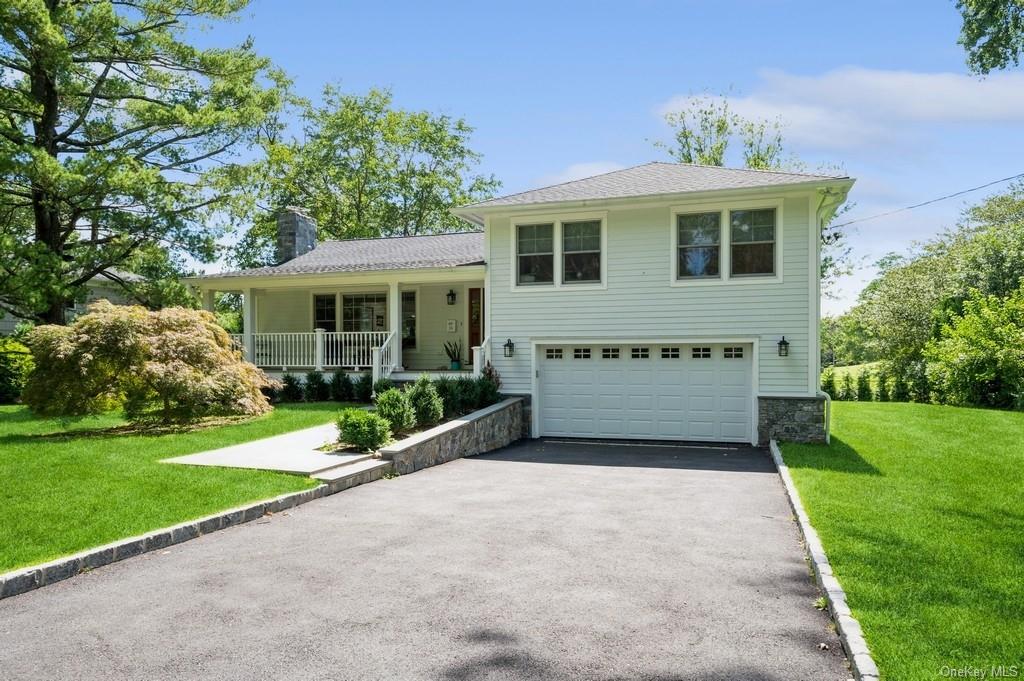 Rental Property at 24 Sleepy Hollow Road, Rye Brook, New York - Bedrooms: 4 
Bathrooms: 4 
Rooms: 9  - $11,500 MO.