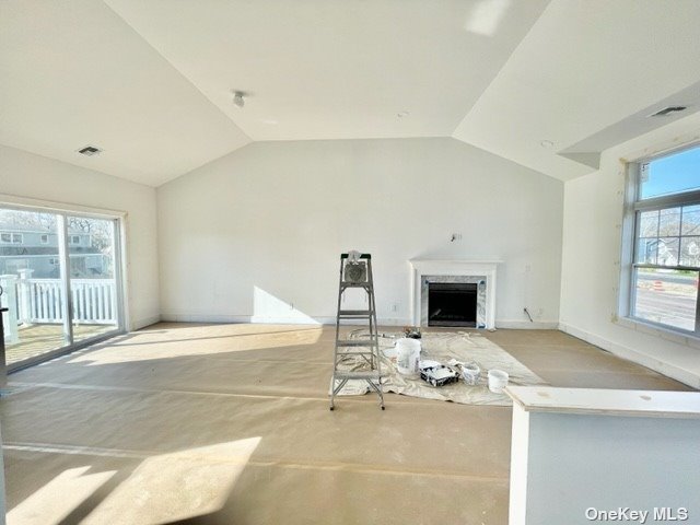 Photo 4 of 17 of NC William Floyd Parkway house