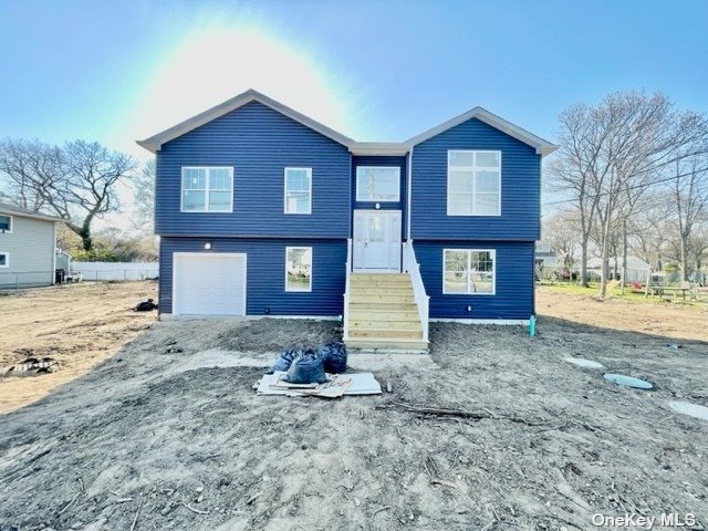 Photo 1 of 17 of NC William Floyd Parkway house