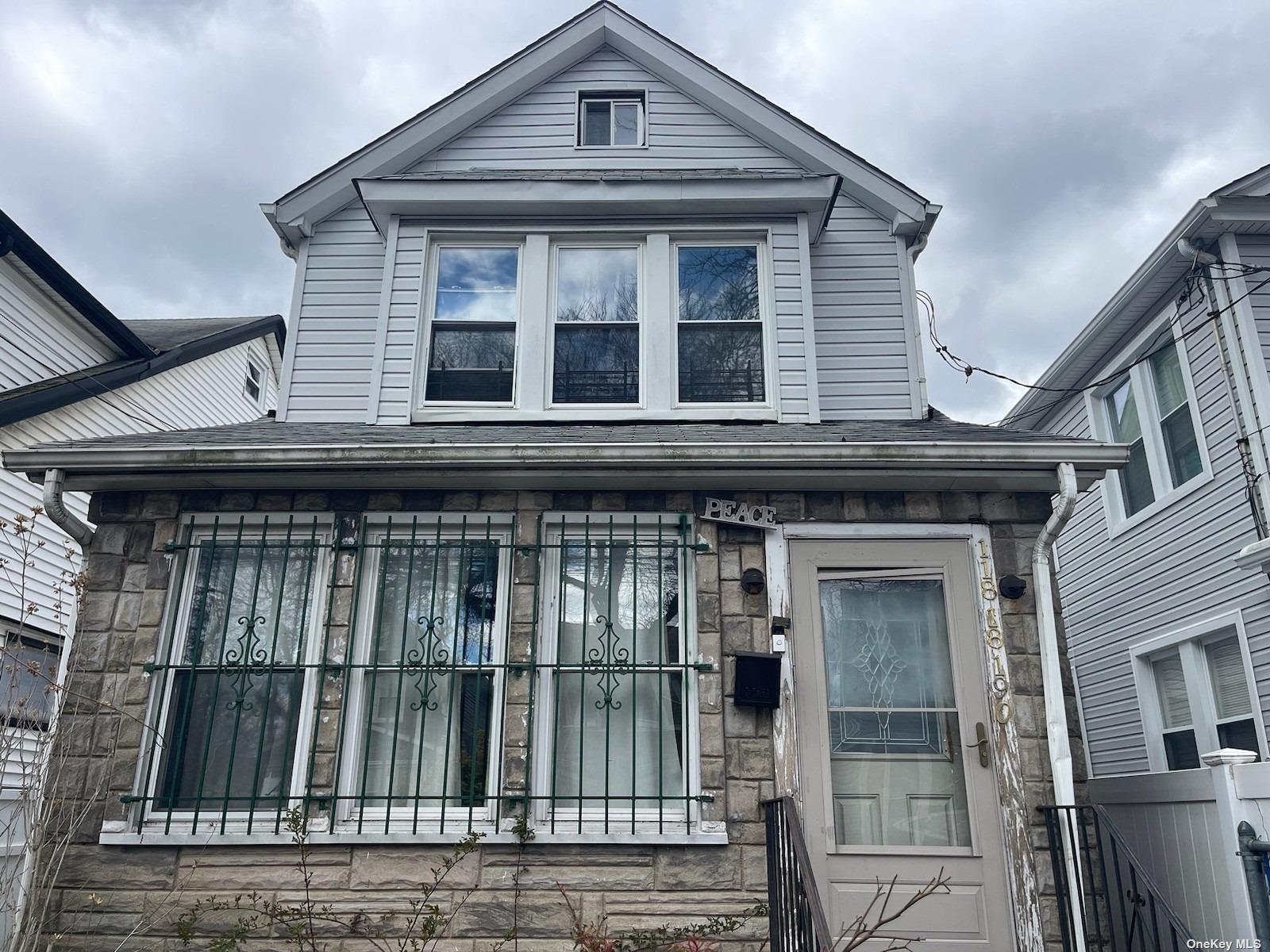 Property for Sale at 11818 190th Street, Saint Albans, Queens, NY - Bedrooms: 3 
Bathrooms: 2 
Rooms: 6  - $680,000