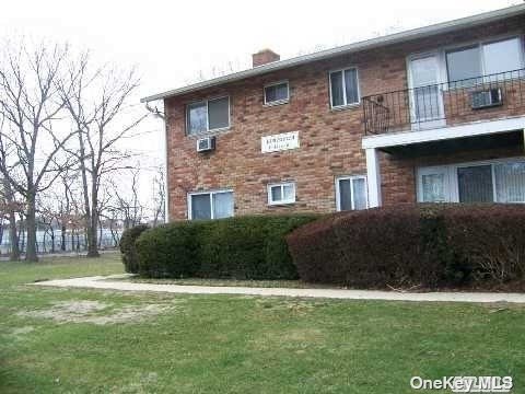 45 Adams Road #1-A, Central Islip, New York image 1