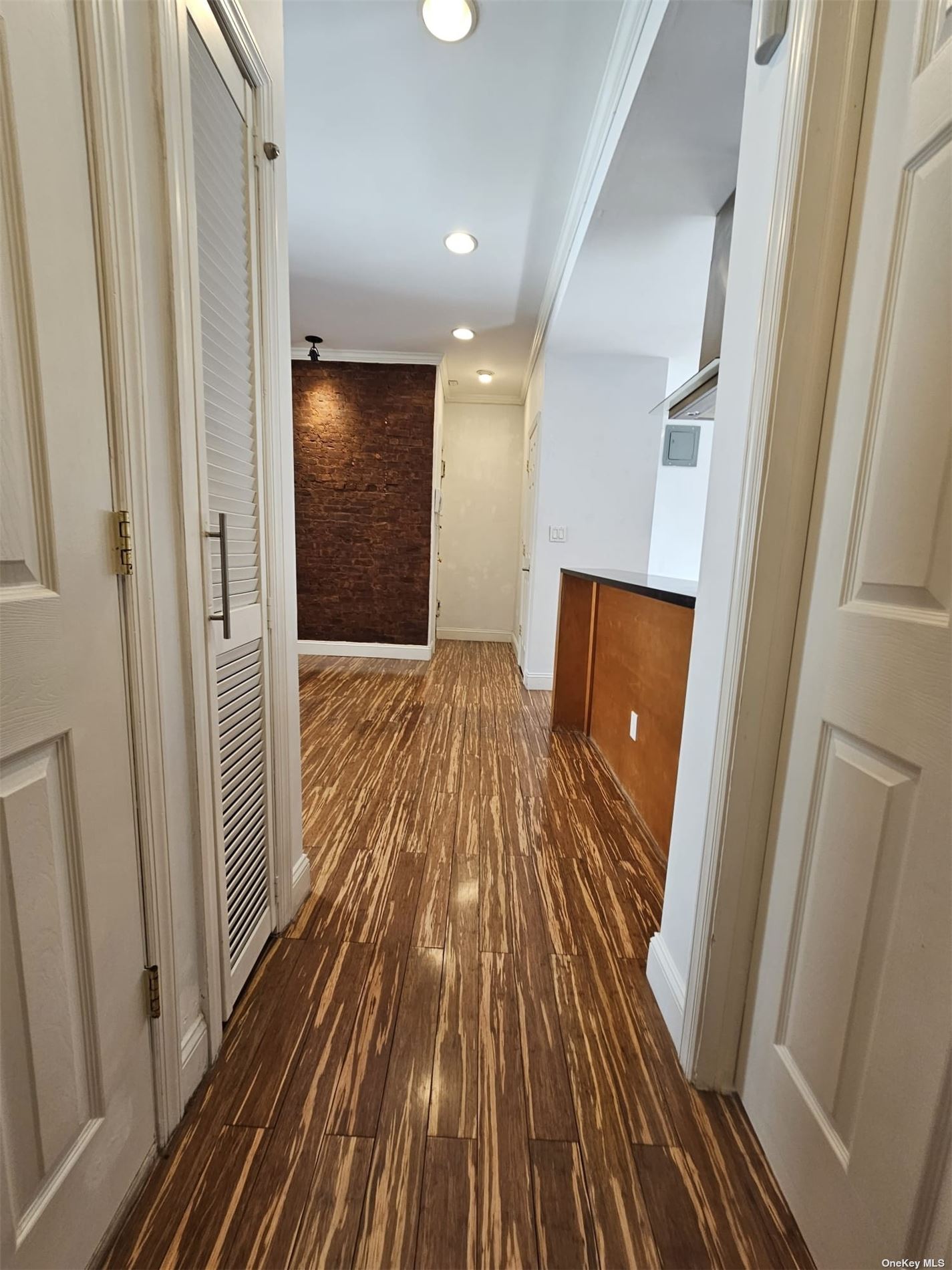 21-15 33 Street #4G, Astoria, New York image 3