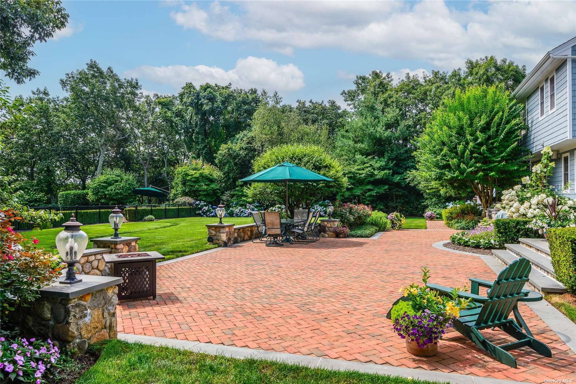 47 Hilltop Drive, Laurel Hollow, New York image 31