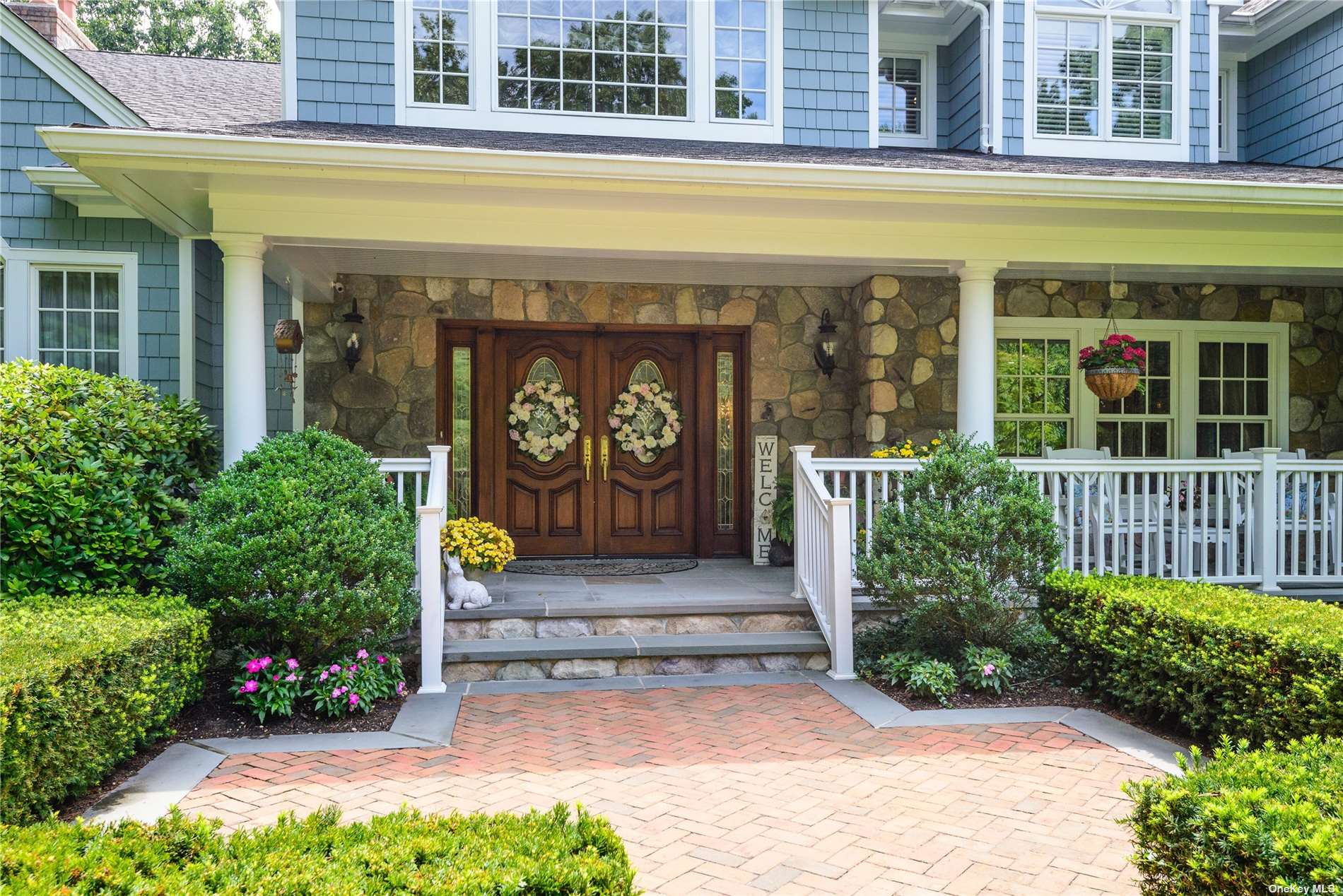 47 Hilltop Drive, Laurel Hollow, New York image 3