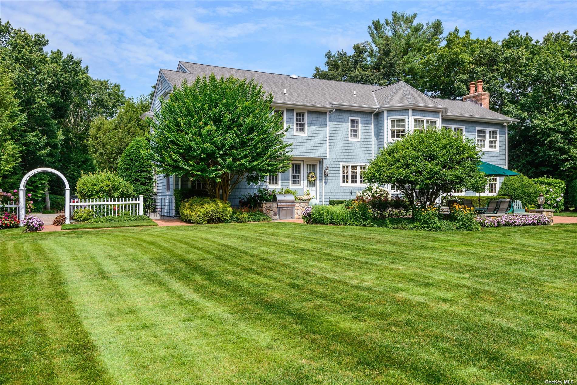 47 Hilltop Drive, Laurel Hollow, New York image 33