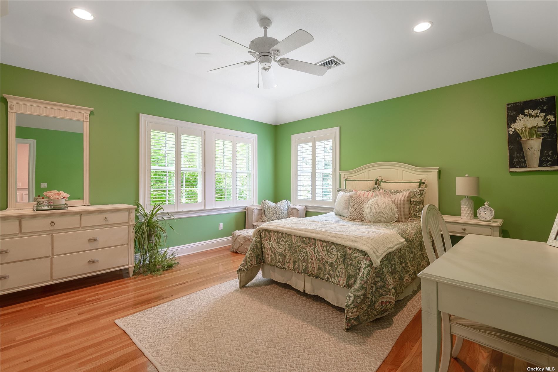47 Hilltop Drive, Laurel Hollow, New York image 22