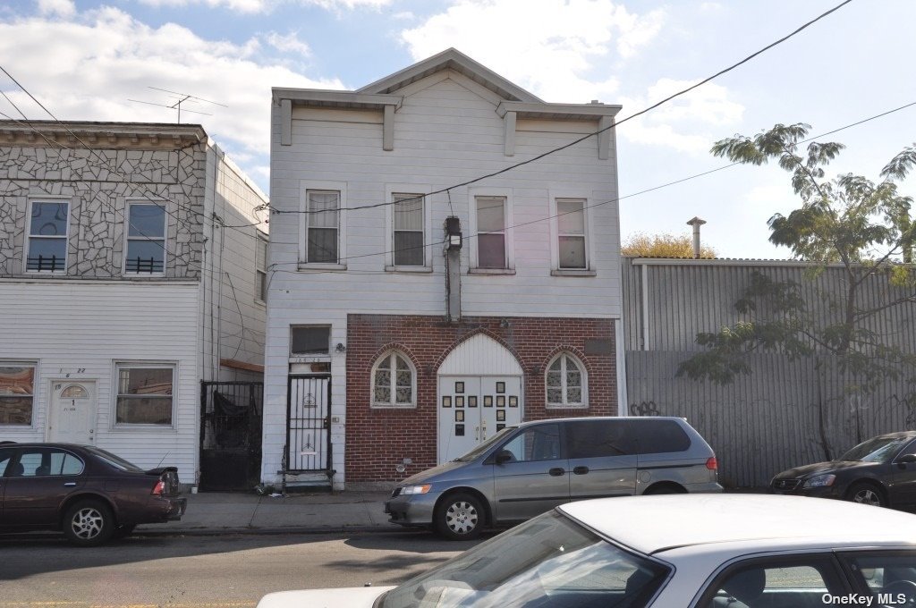 15620 Tuskegee Airmen Way, Jamaica, Queens, NY - 4 Bedrooms  
4 Bathrooms  
14 Rooms - 