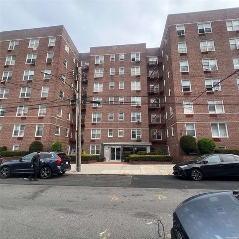 Photo of 63-45 Saunders Street #2D, Rego Park, NY 11374 (MLS # L3547270) Photo of 63-45 Saunders Street #2D, Rego Park, NY 11374 (MLS # L3547270)