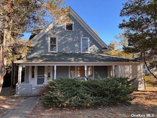 21 Bay Avenue, East Quogue, New York image 1