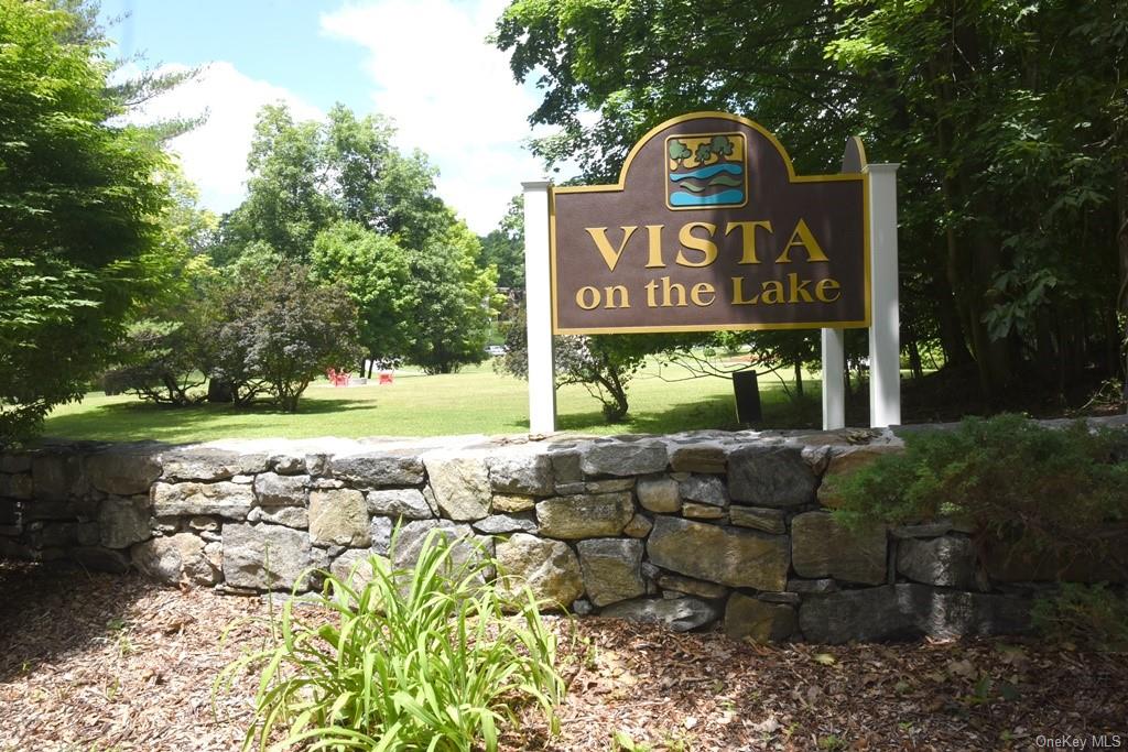 611 Vista On The Lake Lk, Carmel, New York - 1 Bedrooms  
1 Bathrooms  
4 Rooms - 