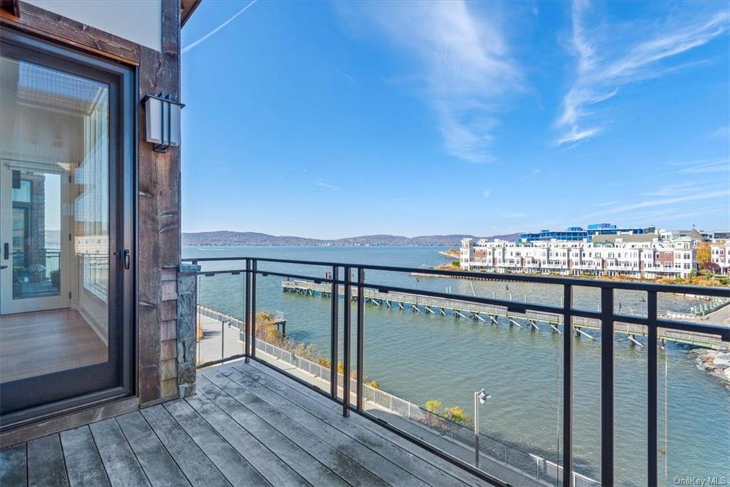 45 Hudson View Way Way #407, Tarrytown, New York image 2