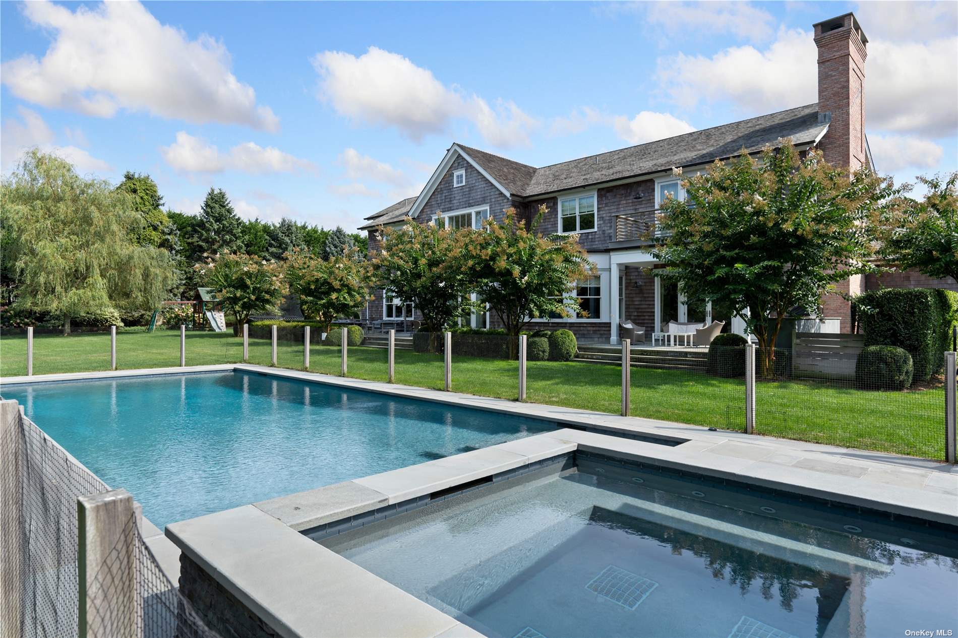 36 Chase Ct Ct, Bridgehampton, New York image 2