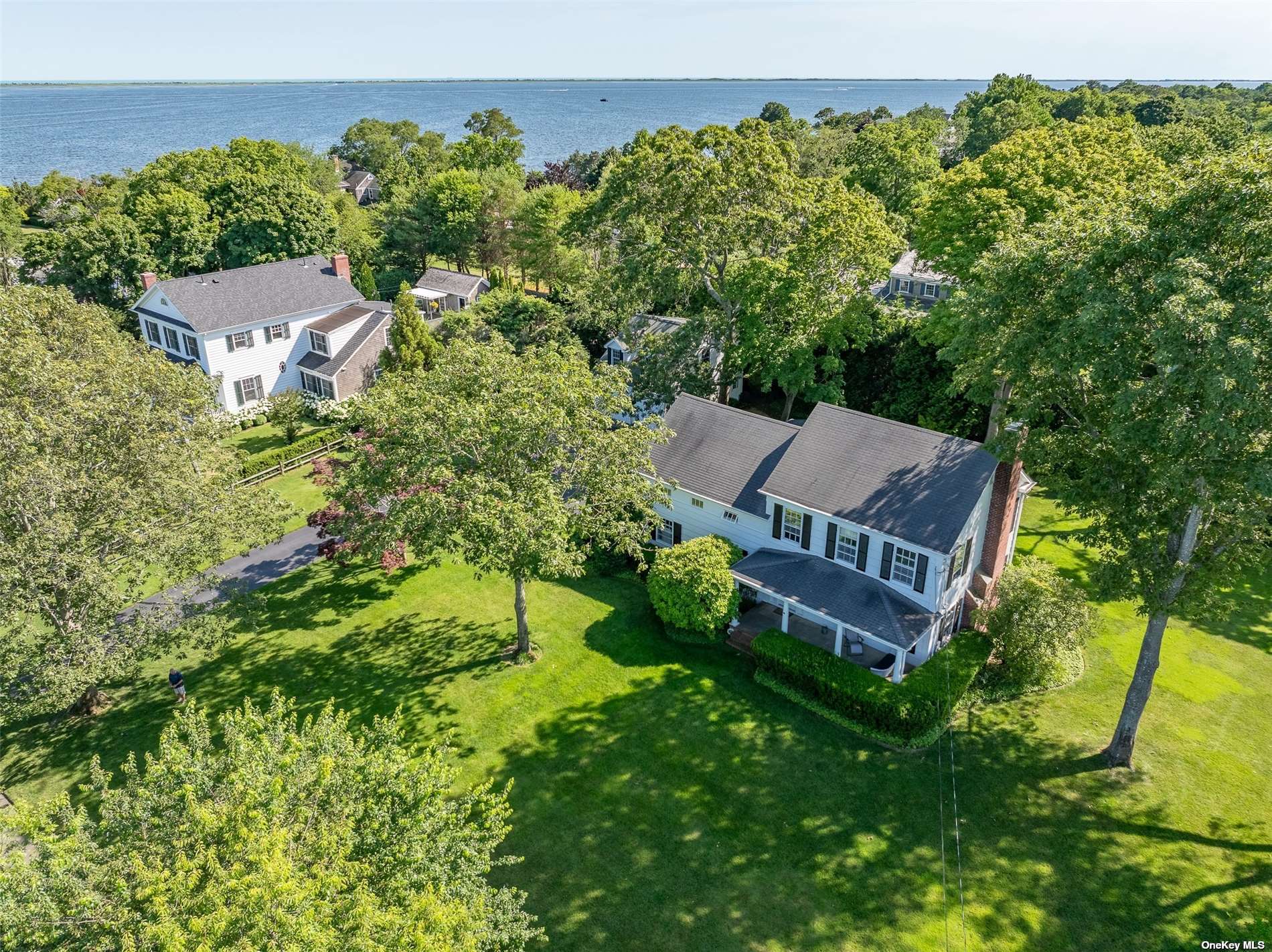 50 Bellport Lane, Bellport Village, New York image 24