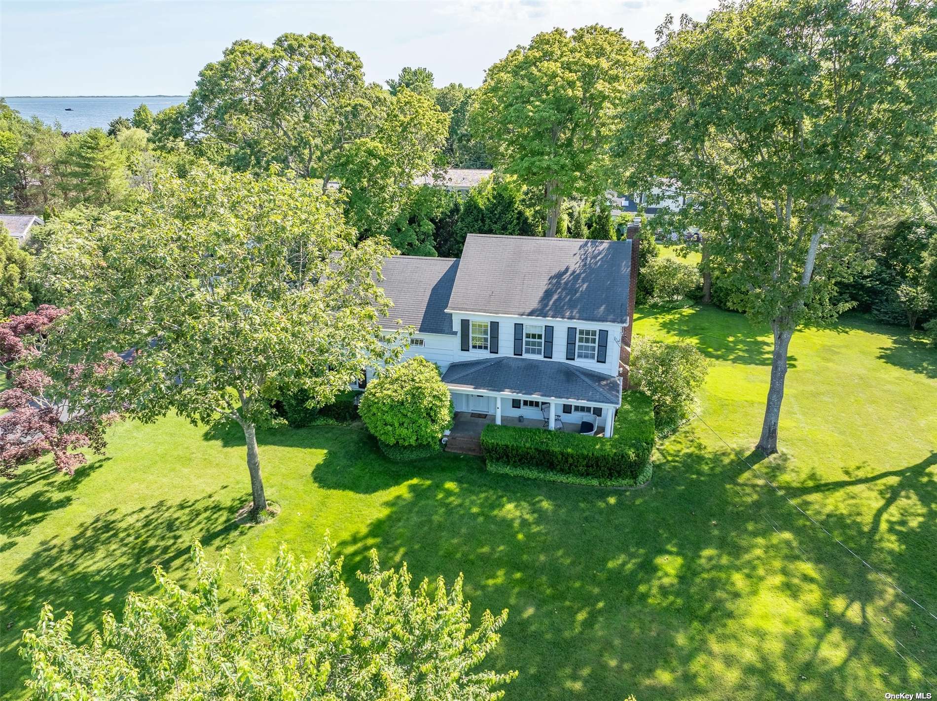 50 Bellport Lane, Bellport Village, New York image 1