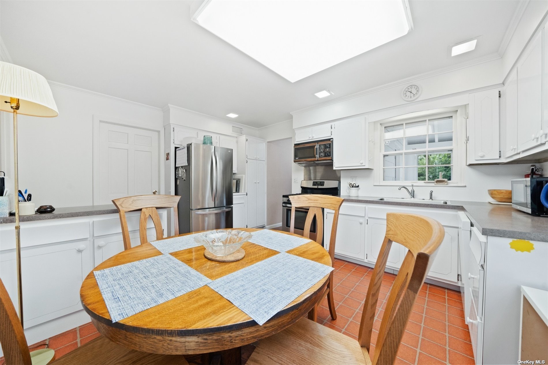 50 Bellport Lane, Bellport Village, New York image 10
