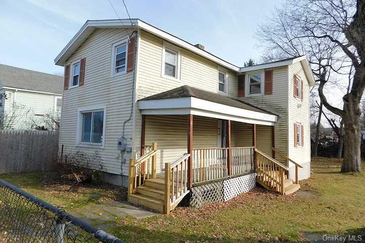 136 Winnikee Avenue, Poughkeepsie, New York image 1