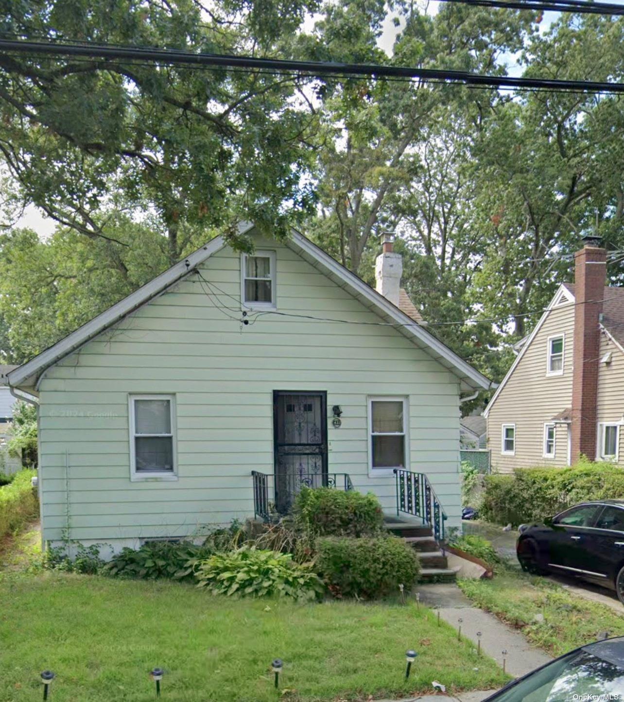 437 Yale Avenue, Rockville Centre, New York image 1