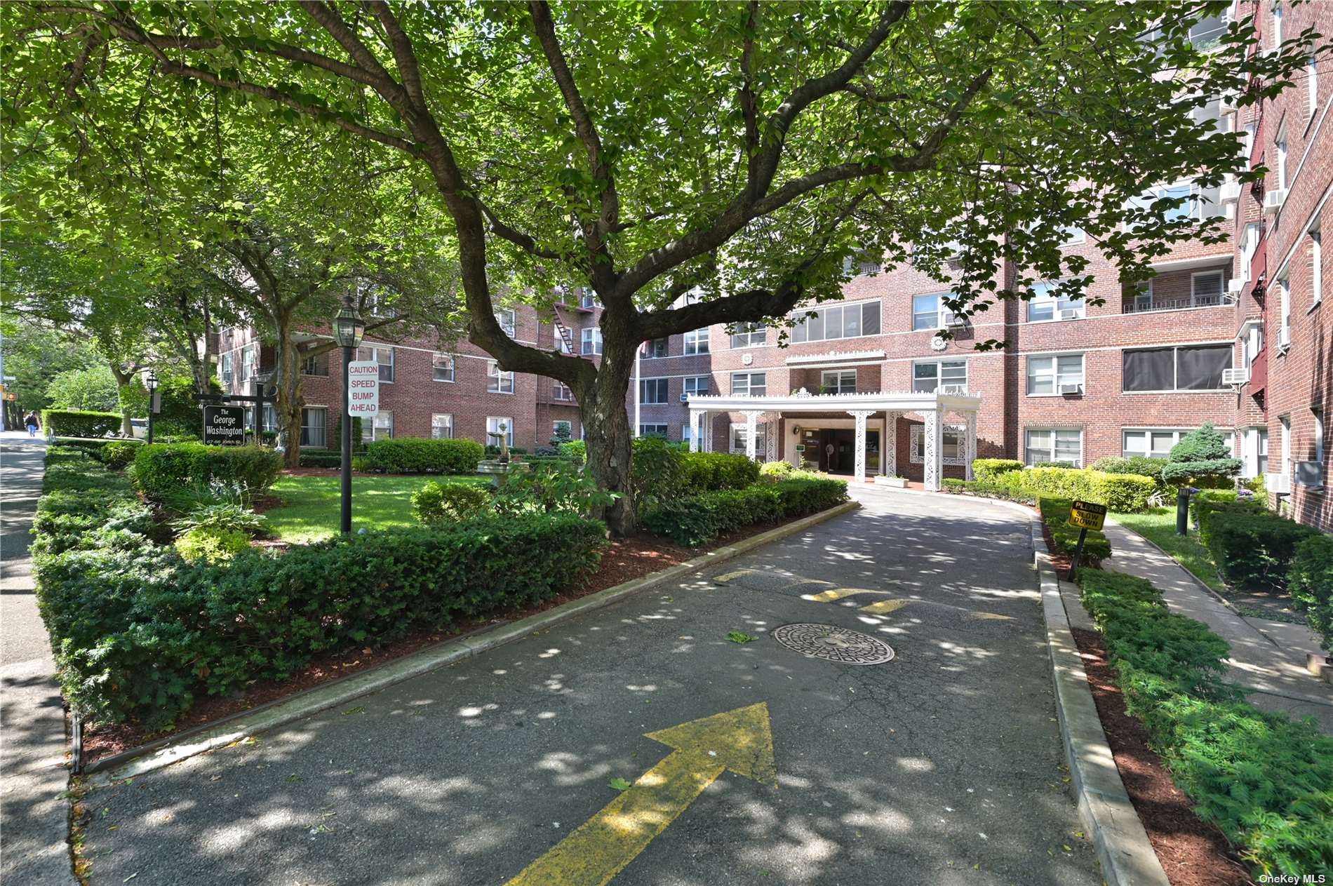 67-66 108 Street #C55, Forest Hills, New York image 16