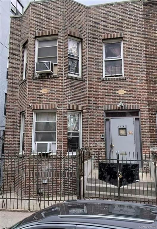 2017 Walton Avenue, Bronx, New York -  - 