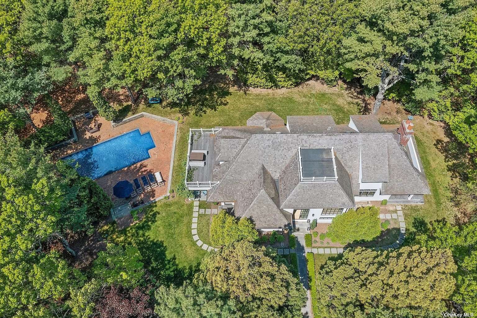 1 Koala Lane, East Hampton, New York image 10