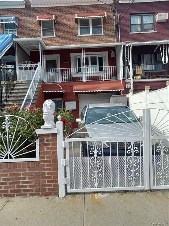 Property for Sale at 1027 E 218th Street, Bronx, New York - Bedrooms: 4 
Bathrooms: 3  - $829,000