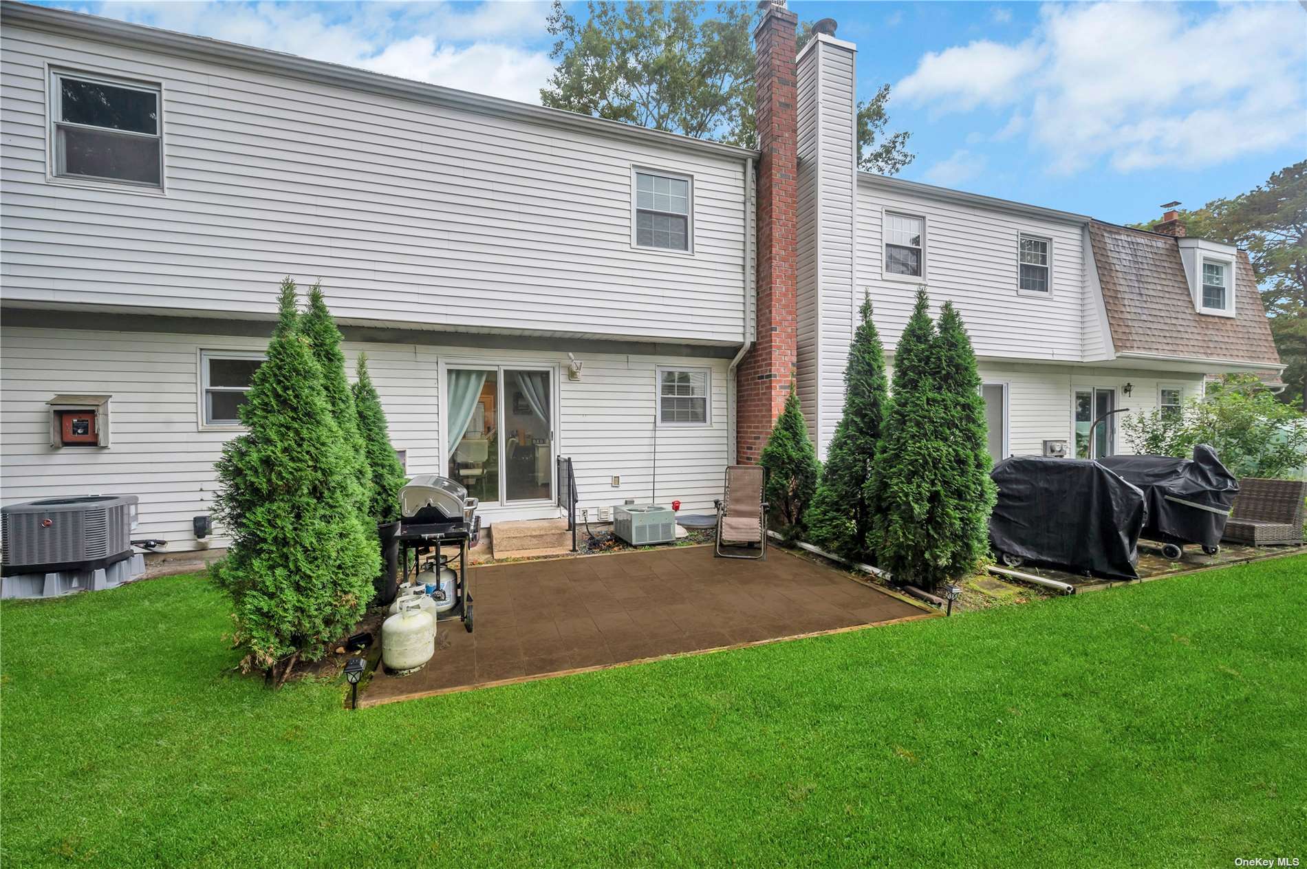 31 Thornton Commons #31, Yaphank, New York image 30