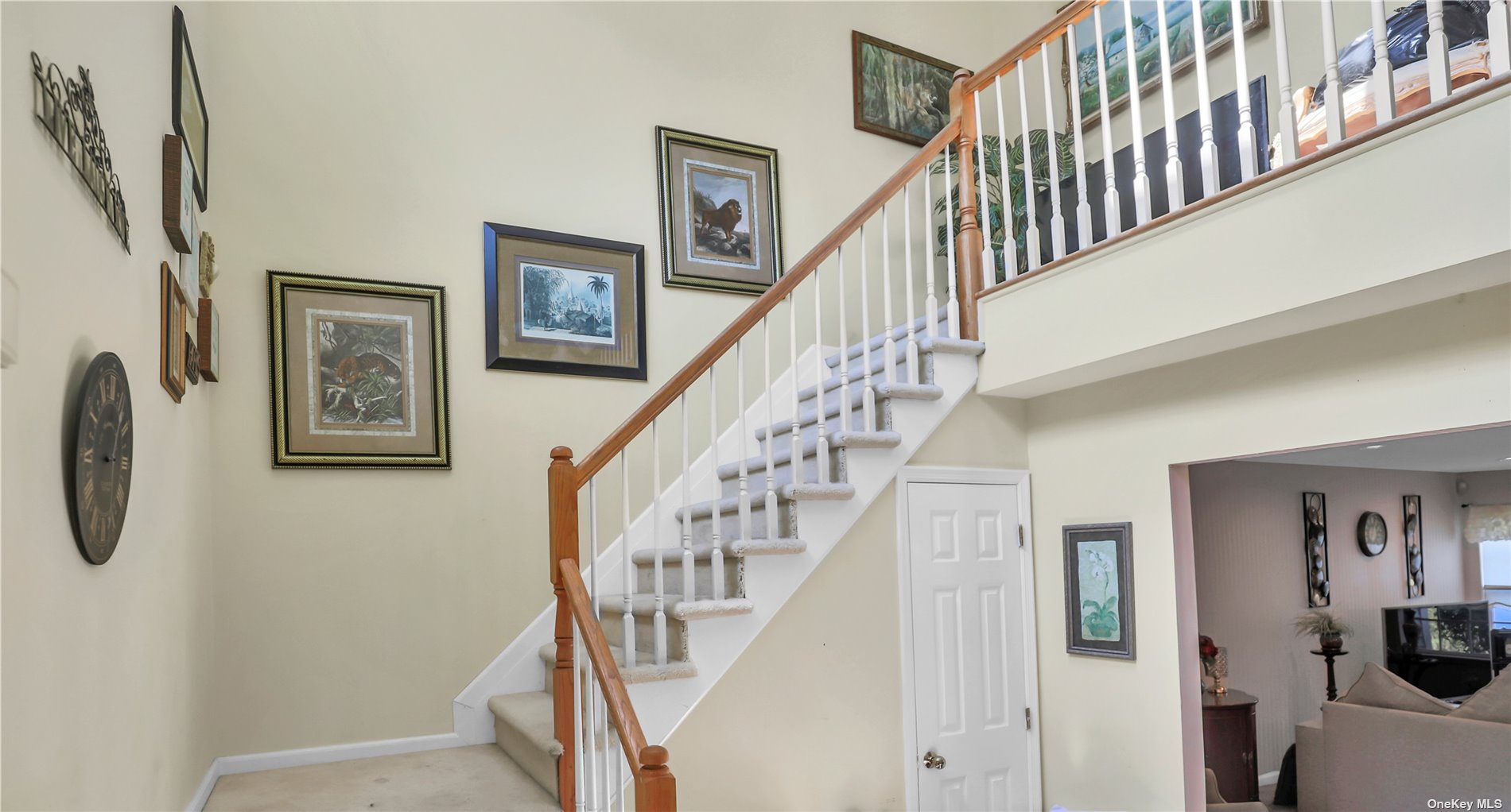 View Smithtown, NY 11787 condo