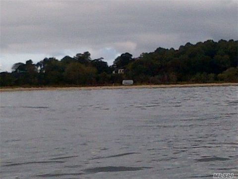223 Beach Road Centre Island NY 11771