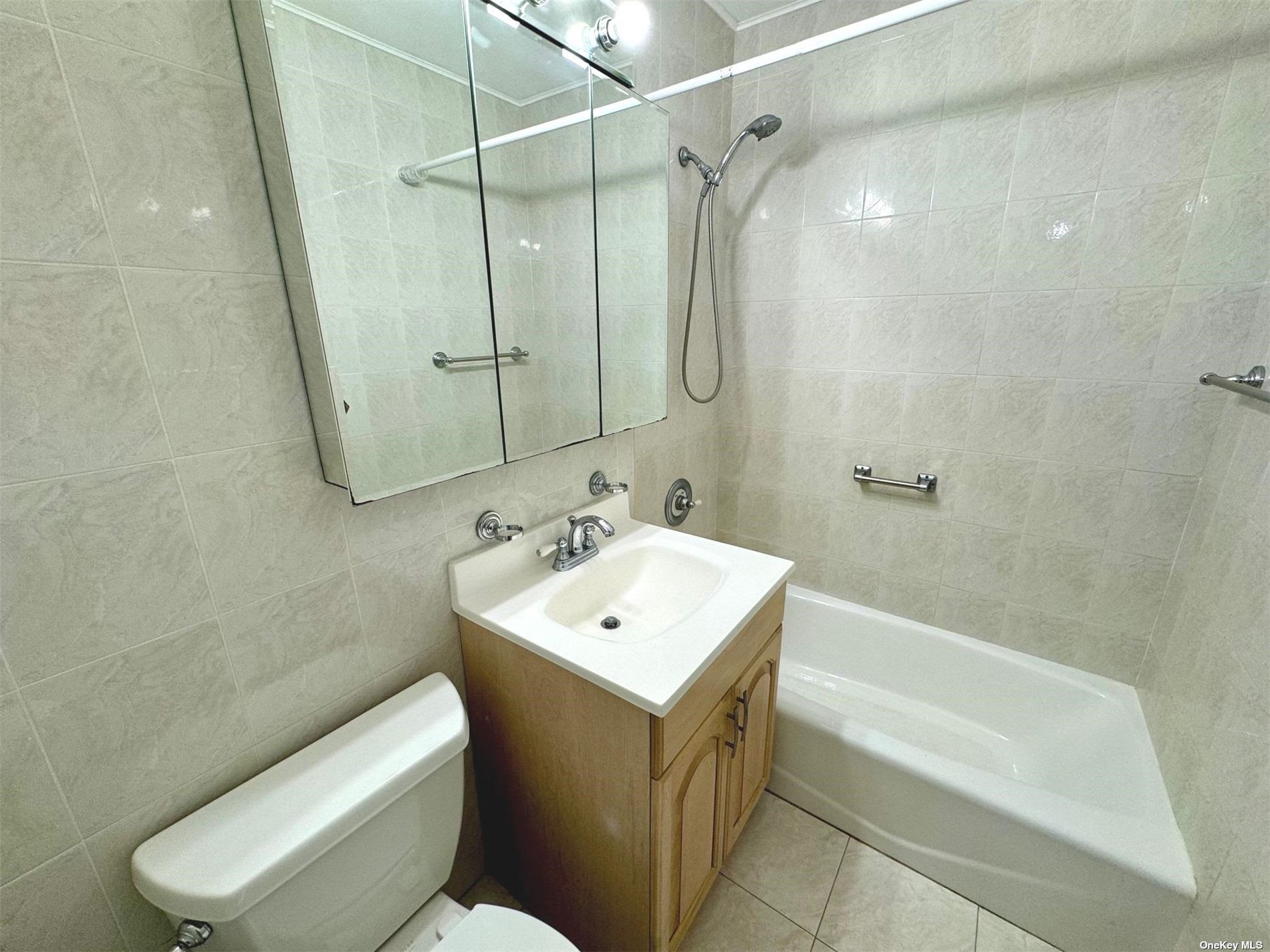 570 Broadway #13A, Lynbrook, New York image 38