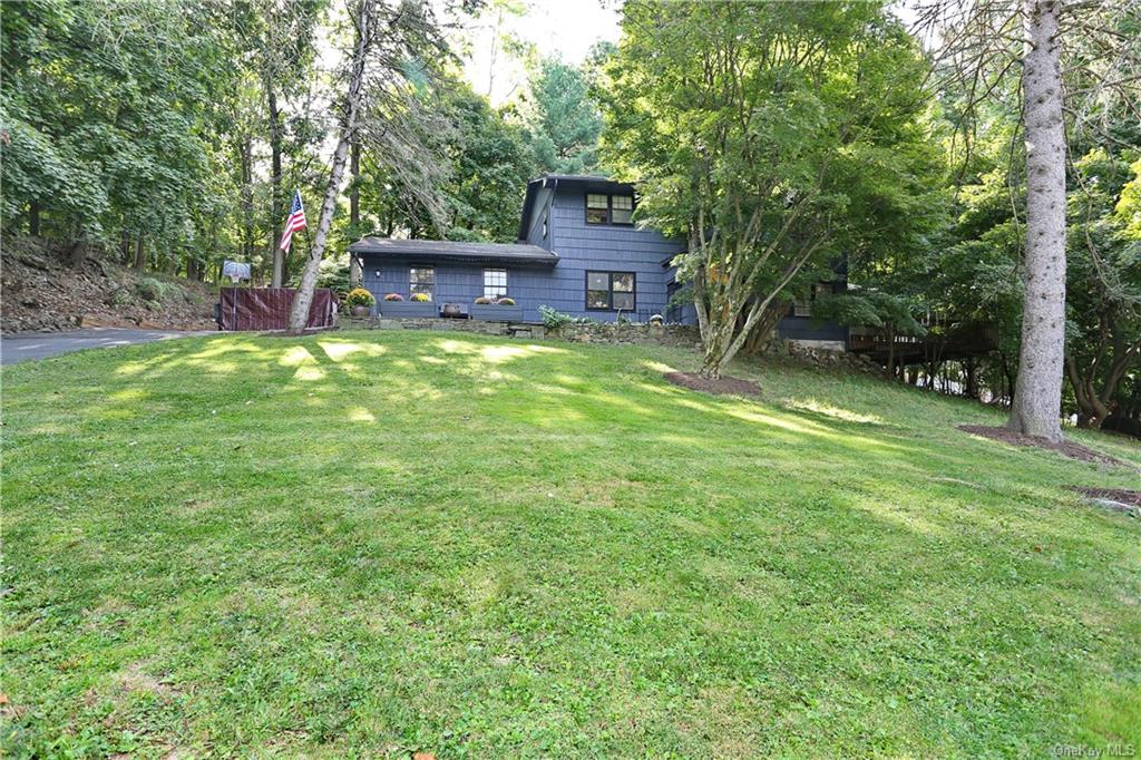 811 Tulip Drive, Valley Cottage, New York image 3