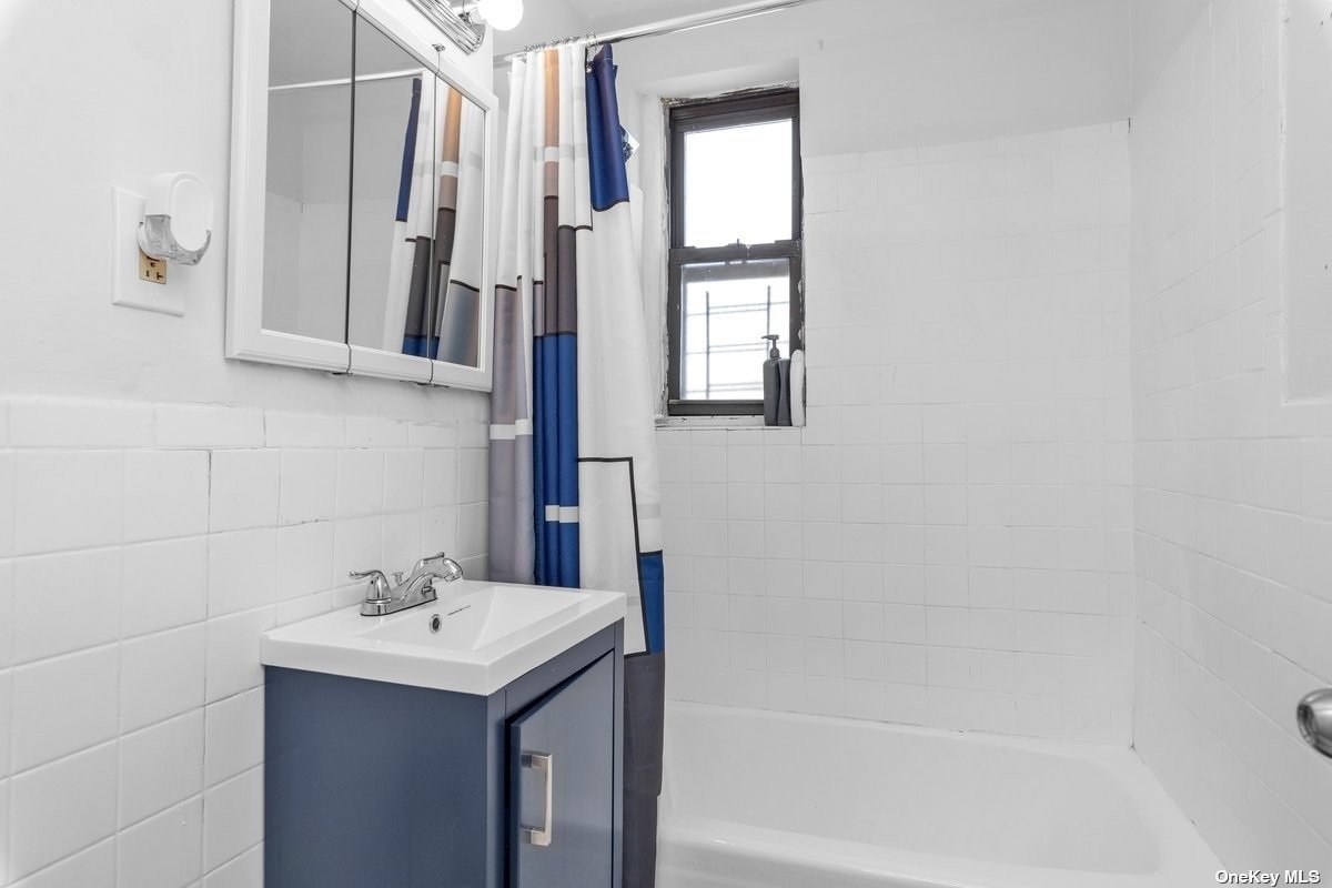 87-70 173rd Street St #6E, Jamaica, New York image 12