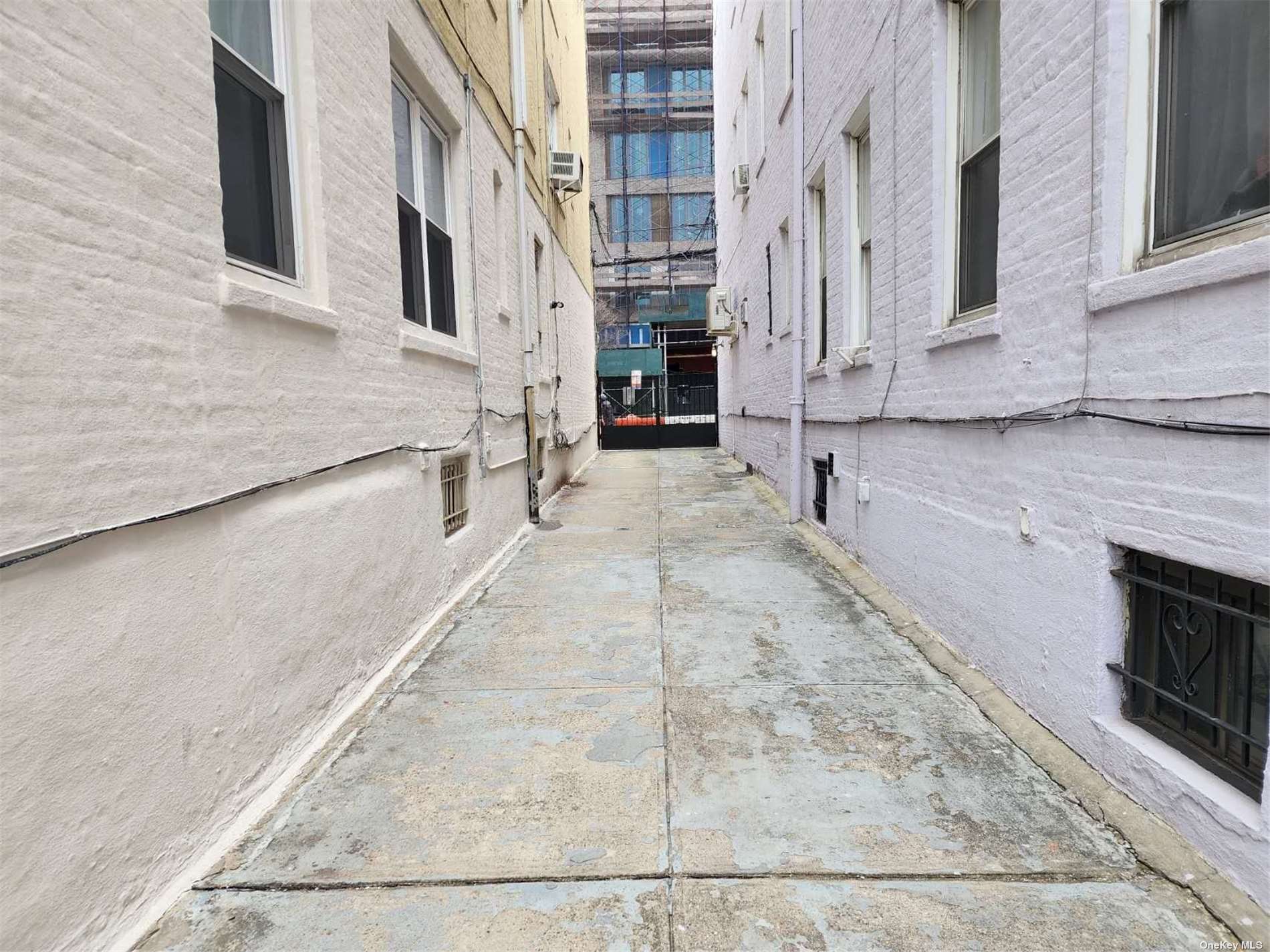 25-18 Broadway