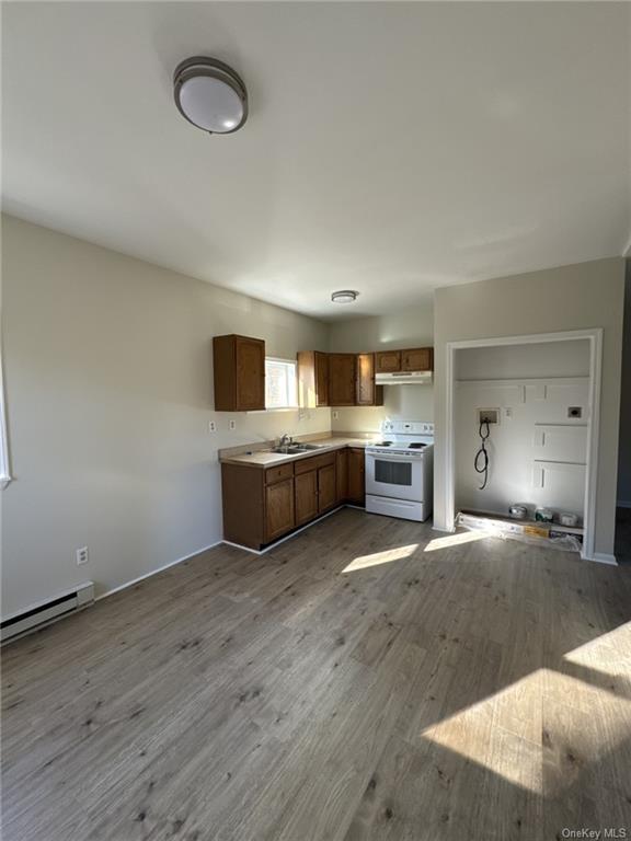 Rhinebeck, New York 12572, United States, 1 Bedroom Bedrooms, ,1 BathroomBathrooms,Residential,Active,36316