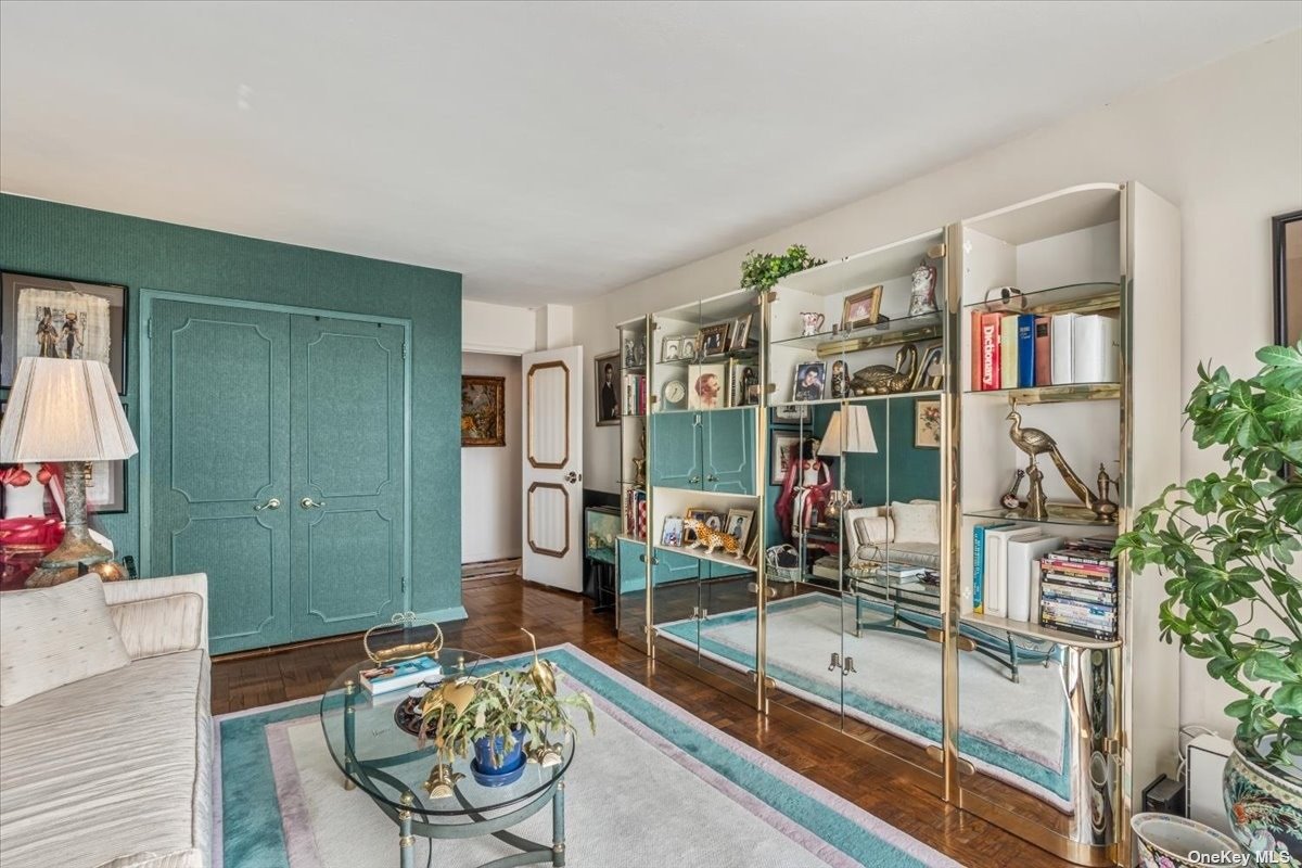 166-25 Powells Cove Blvd Blvd #19G, Beechhurst, New York image 12