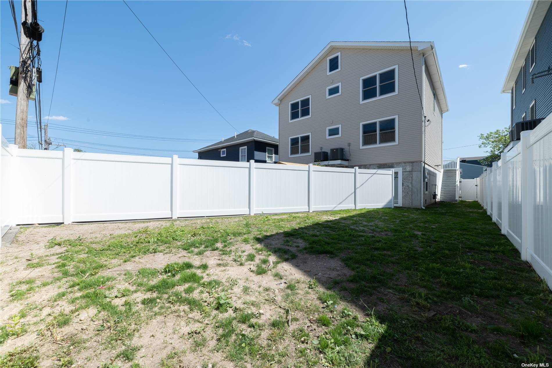 Long Beach, New York 11561, United States, 5 Bedrooms Bedrooms, ,2 BathroomsBathrooms,Residential,Active,29401