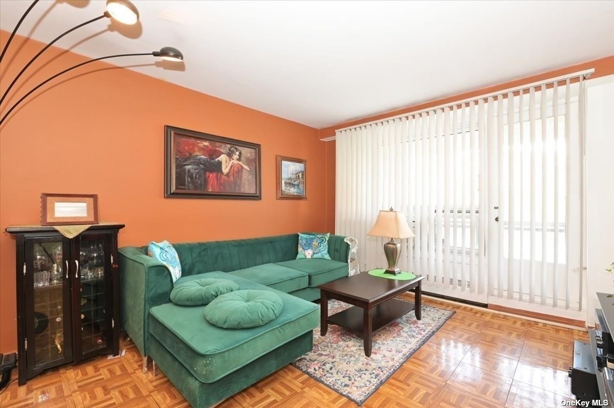 98-20 62nd Drive #3E, Rego Park, New York image 3