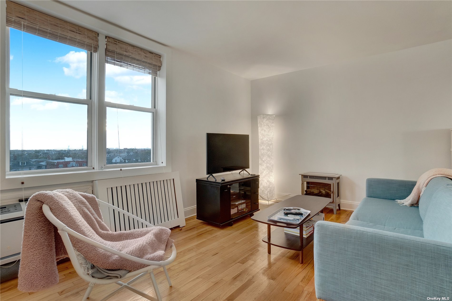 130 Beach 121 St #5G, Rockaway Park, New York image 3