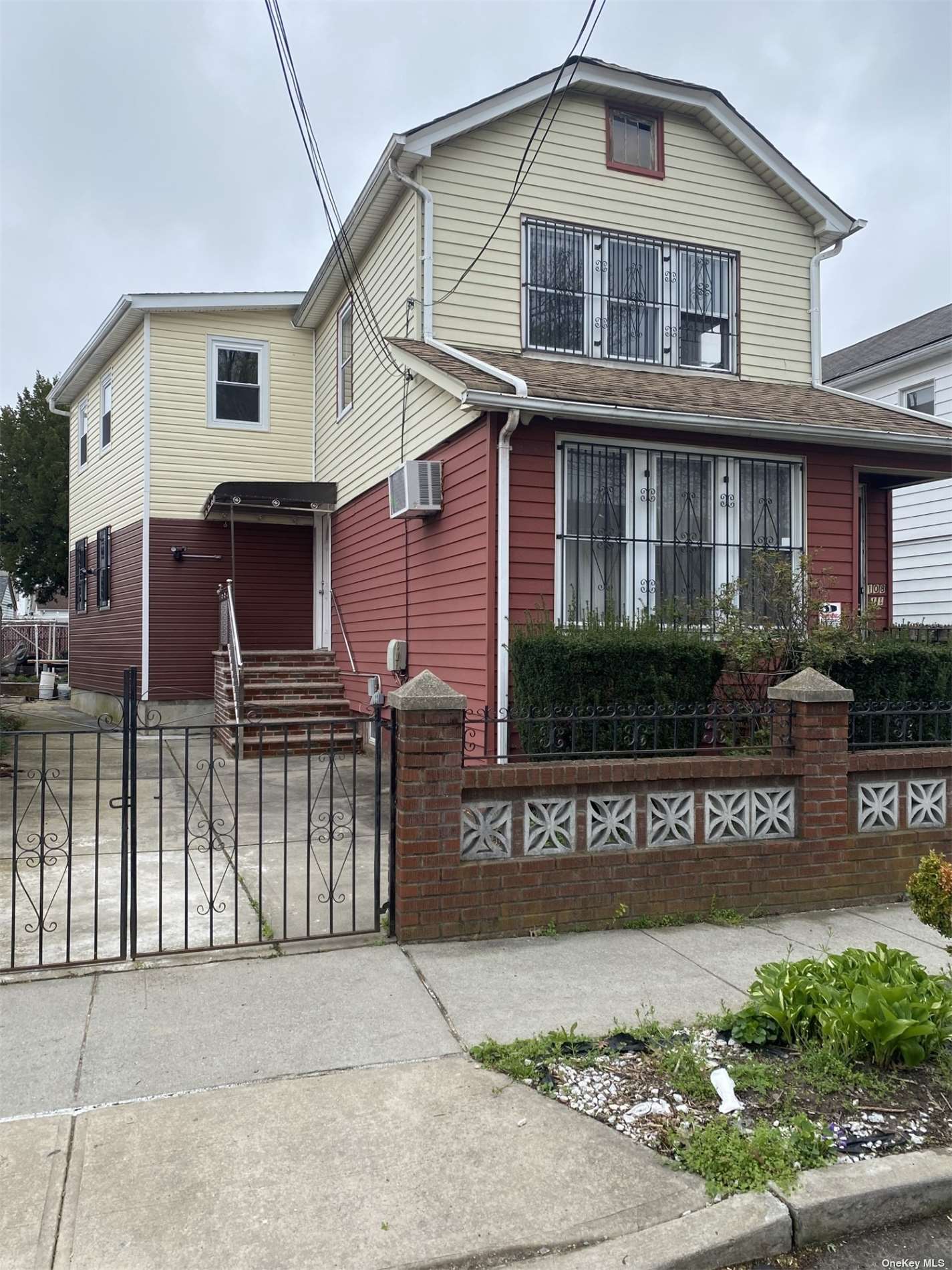 220th Street 2, Queens Village, Queens, NY - 3 Bedrooms  
1 Bathrooms - 