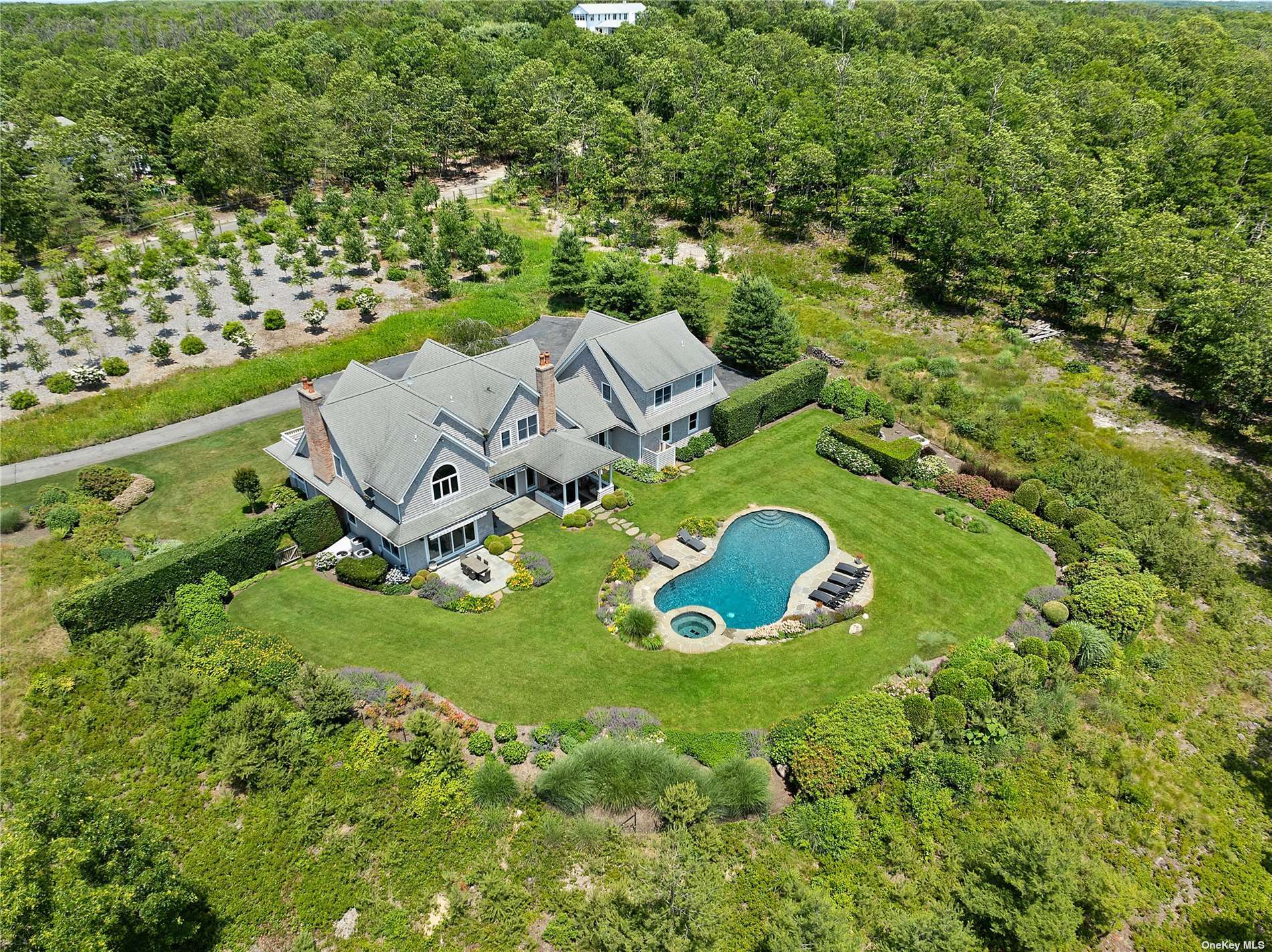 1587 Deerfield Road, Water Mill, New York image 31