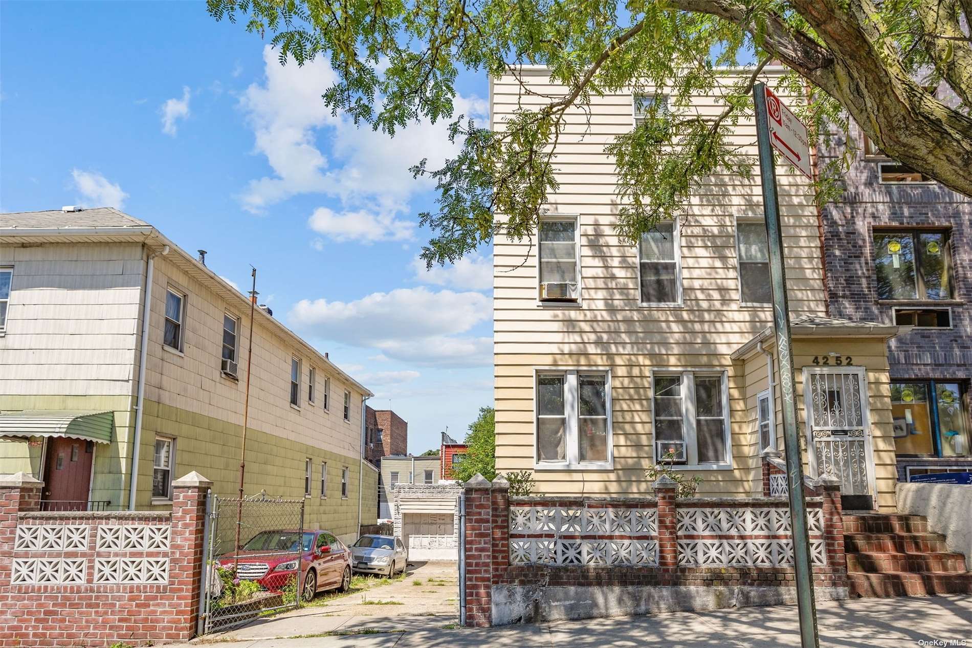 Property for Sale at 65th Place, Woodside, Queens, NY - Bedrooms: 5 
Bathrooms: 3 
Rooms: 14  - $1,499,000